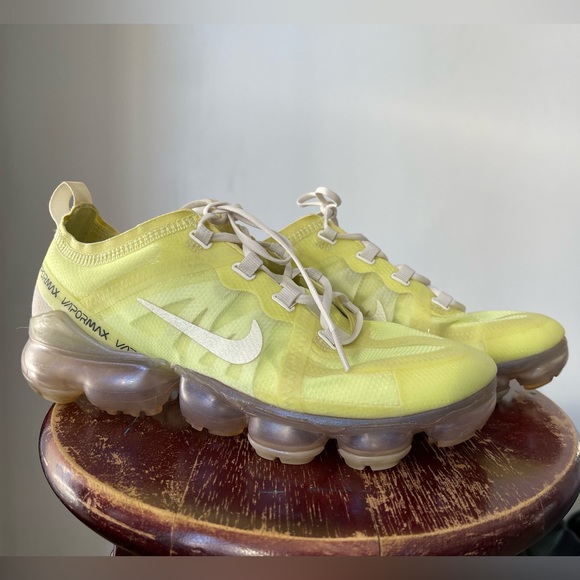 Nike Air Vapormax SE Luminous Green Phantom - women’s size 8 - Picture 1 of 8